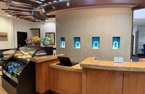 The Forum Hotel | Pet-Friendly Hyatt Place Fort Myers with Pool & Ocean Views