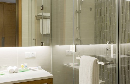 Nanhai Hotel | Discover Hyatt Place Foshan Lishui: Family-Friendly Getaway