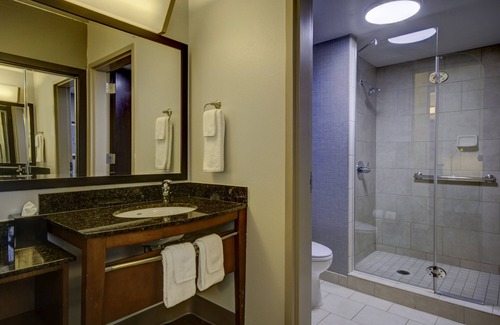Wyoming Hotel | Guest Favorite: Hyatt Place Grand Rapids-South with Pool