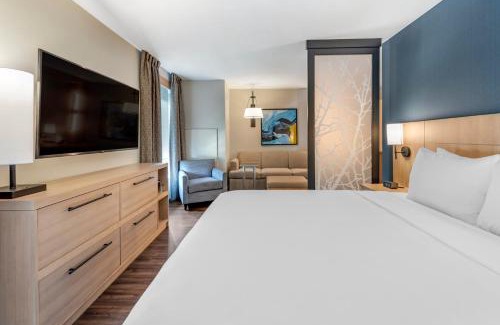 Carmel Hotel | Discover Hyatt Place Indianapolis Carmel: Family-Friendly Stay