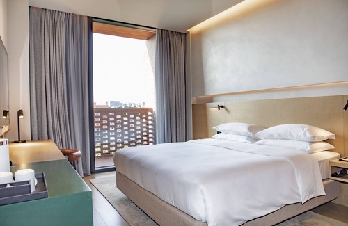 Changjiang County Hotel | Top-Rated Hyatt Place Jingdezhen Taoxichuan with Dining