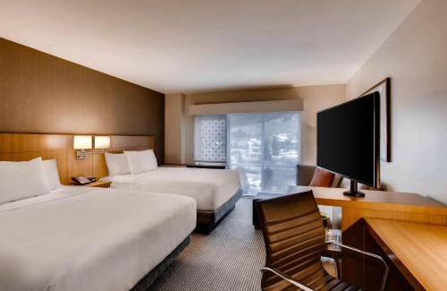 Mountain House Hotel | Convenient Hyatt Place Keystone - Dillon with Hot Tub Access
