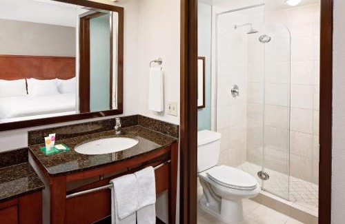 Ontario Hotel | Pet-Friendly Stay at Hyatt Place Ontario/Rancho Cucamonga
