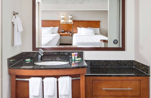 Plano Hotel | Discover Hyatt Place Plano: Enjoy Pool, Spa & Breakfast!