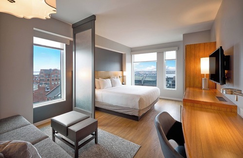 Downtown Portland Hotel | Explore Hyatt Place Portland-Old Port with Oceanfront Views