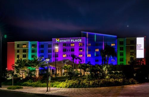 Isla Grande Hotel | Pet-Friendly Hyatt Place San Juan with Oceanfront Views