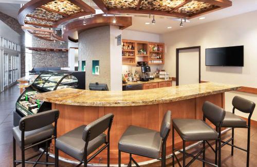 Mishawaka Hotel | Pet-Friendly Hyatt Place South Bend/Mishawaka with Pool