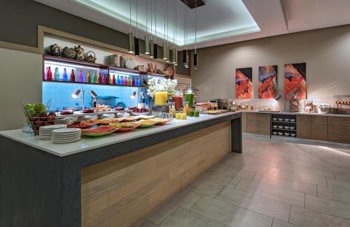 Tegucigalpa Hotel | Pet-Friendly Hyatt Place Tegucigalpa with Pool & Eco Amenities