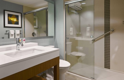 Gateway Hotel | Discover Hyatt Place Toronto/Mississauga Centre's Best Amenities
