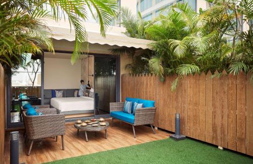 Vadodara Hotel | Discover Hyatt Place Vadodara: 5-Star Stay with Pool & Ocean Views