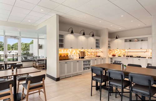 Northwest Hotel | Discover Hyatt Place Virginia Beach Town Center: Rated 9.2/10