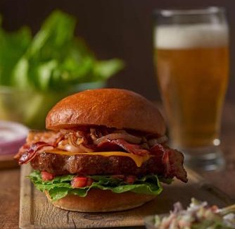West Des Moines Hotel | Discover Hyatt Place West Des Moines with Pet-Friendly Perks