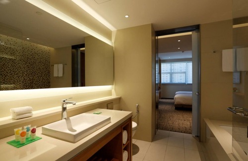 Jinfeng Qu Hotel | Explore Hyatt Place Yinchuan Yuecaicheng with Pool & Dining