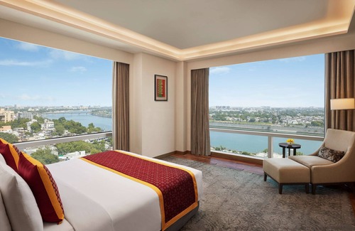 Usman Pura Hotel | Discover Hyatt Regency Ahmedabad: A 5-Star Retreat Awaits