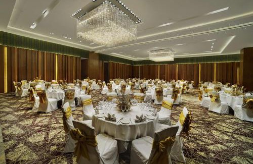Amritsar Hotel | Experience Hyatt Regency Amritsar: Pool & Spa Retreat