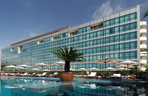 Kivukoni Hotel | Elegant Hyatt Regency Dar es Salaam with Pool and Spa