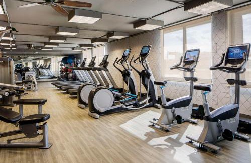 Dallas Hotel | Convenient Hyatt Regency DFW with Pool & Pet-Friendly Perks