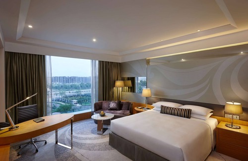 Gurugram Hotel | Discover Hyatt Regency Gurgaon: 5-Star Stay with Spa & Pool