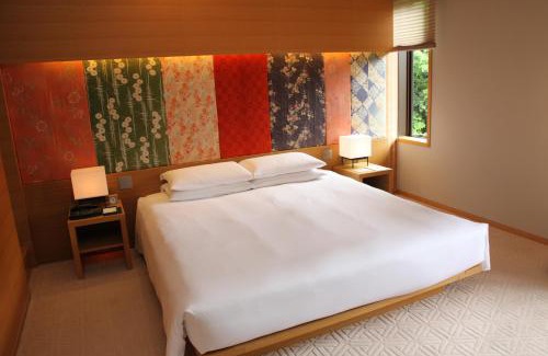 Higashiyama Hotel | Elegant Hyatt Regency Kyoto: Spa, Dining & Family-Friendly