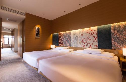 Higashiyama Hotel | Elegant Hyatt Regency Kyoto: Spa, Dining & Family-Friendly