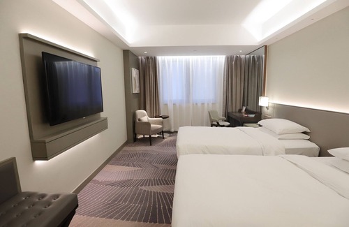Yuzhong Hotel | Hyatt Regency Metropolitan Chongqing: Rated 9.2/10 Stay