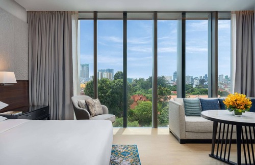 Daun Penh Hotel | Elegant Hyatt Regency Phnom Penh - Guest Rated 9.6/10