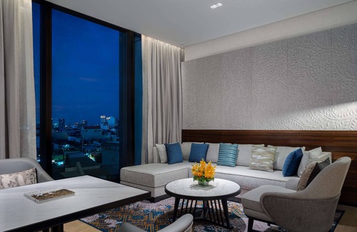 Daun Penh Hotel | Elegant Hyatt Regency Phnom Penh - Guest Rated 9.6/10