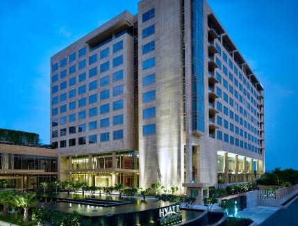 Viman Nagar Hotel | Elegant Hyatt Regency Pune Hotel & Residences with Spa