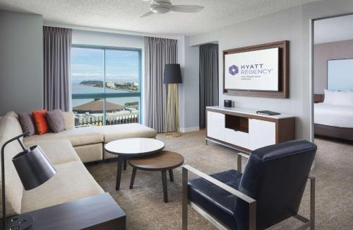 Burlingame Hotel | Pet-Friendly Hyatt Regency San Francisco Airport with Oceanfront Views