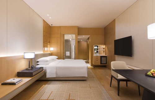Bao'an Hotel | Top-Rated Hyatt Regency Shenzhen Airport with Spa & Pool