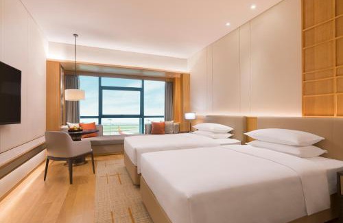 Bao'an Hotel | Explore Hyatt Regency Shenzhen Airport with Pool & Spa