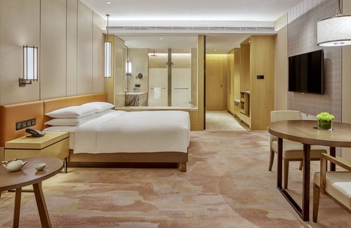 Yantian Hotel | Discover Hyatt Regency Shenzhen Yantian: Family-Friendly Retreat
