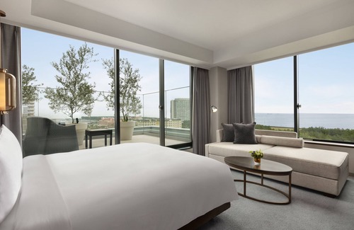 Urayasu Hotel | Experience Hyatt Regency Tokyo Bay: 4-Star Family Getaway