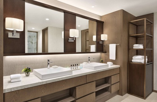 Urayasu Hotel | Experience Hyatt Regency Tokyo Bay: 4-Star Family Getaway