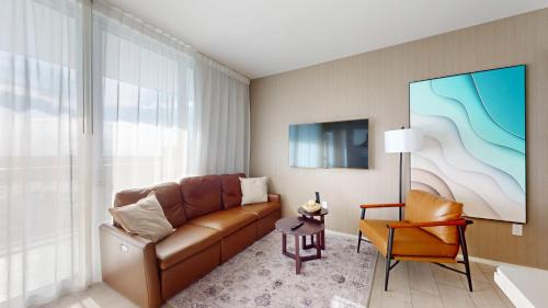 Hollywood South Central Beach Apartment | Hyde Beach House 3BR2BA