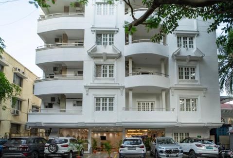 Malleshwaram Hotel | Budget-Friendly Hyde Park Aparthotel with Family Amenities