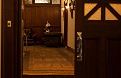 Leeton Hotel | Hydro Hotel: Guest Rated 9/10 with Family-Friendly Amenities