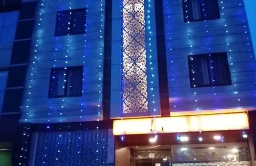 Gomti Nagar Hotel | Budget-Friendly Stay at Hyfa Continental with Breakfast & More