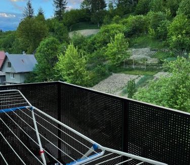 Mizhhirya Apartment | Pet-Friendly Hygge Apartment with Top Guest Rating of 9.7