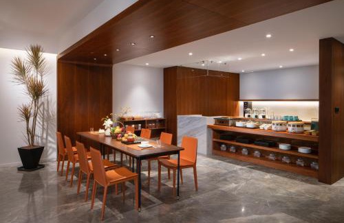 Chongqing Hotel | Discover Xunguang Hotel - Guest Rated 10/10 in Chongqing