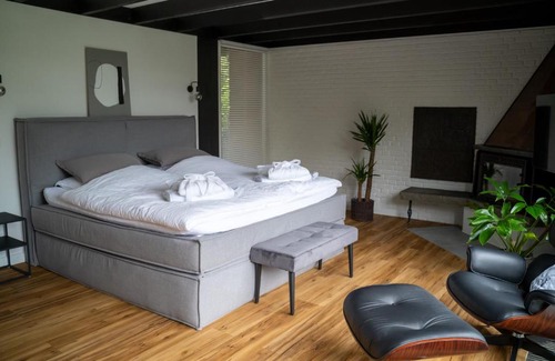 Rees Apartment | Experience Relaxation at hygge Niederrhein - 4-Star Retreat