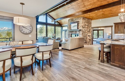 Windcliff Estates House | Relaxing Escape at Hyler Mountain Lodge with Spa & Hot Tub