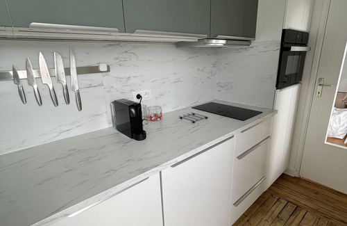 Clermont Ferrand City Centre Apartment | Modern Comfort in Hyper Centre: Renovated Apartment Awaits