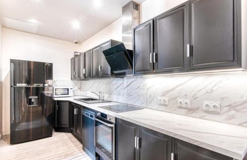 Downtown Angers Apartment | Prime Location: Elegant Haussmannian Apartment in City Center