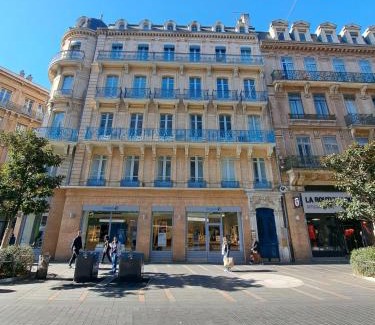 Toulouse City-Centre Apartment | Tranquil Stay in Hypercentre: Child-Friendly Accommodation