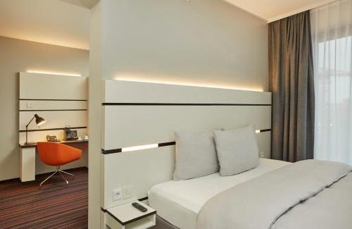 Hammerbrook Hotel | Elegant HYPERION Hotel Hamburg: Pet Friendly & Family Ready