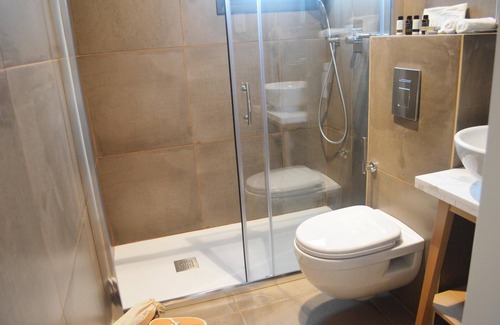Ayios Dhometios Hotel | Highly Rated Hypnos Boutique Hotel with Family-Friendly Amenities