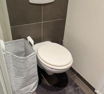 Kunstenkwartier Apartment | Family-Friendly Retreat at Hyppolite Metdepenningenstraat