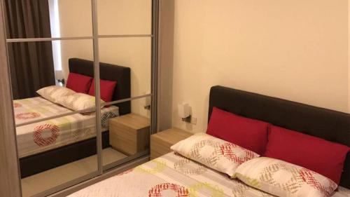 Cyberjaya House | Hyve: Family-Friendly Retreat with Oceanfront Views