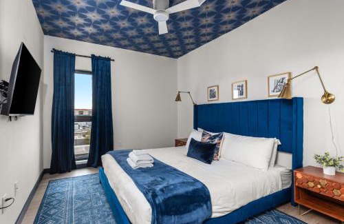 Downtown Nashville Apartment | Hyve: Oceanfront Retreat with Pool & High Guest Ratings